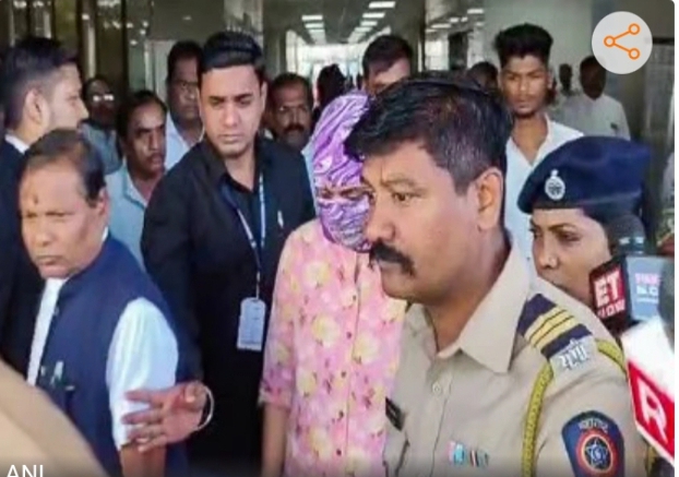 ऑफिस में मुझे नीचे छूते थे… अश्लीलता का खेल रोज खेला, मेरे भगवान को गालियां दी, नासिक कांड की वो रोंगटे खड़े करने वाली कहानी